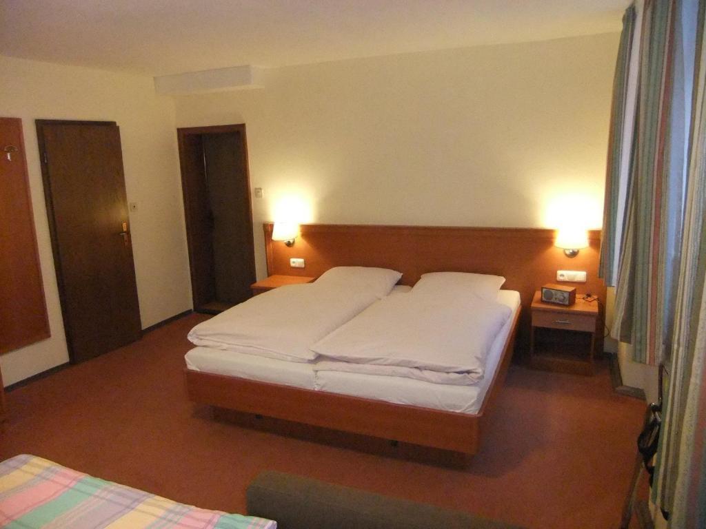 Gasthof Rotes Ross Zell im Fichtelgebirge Room photo